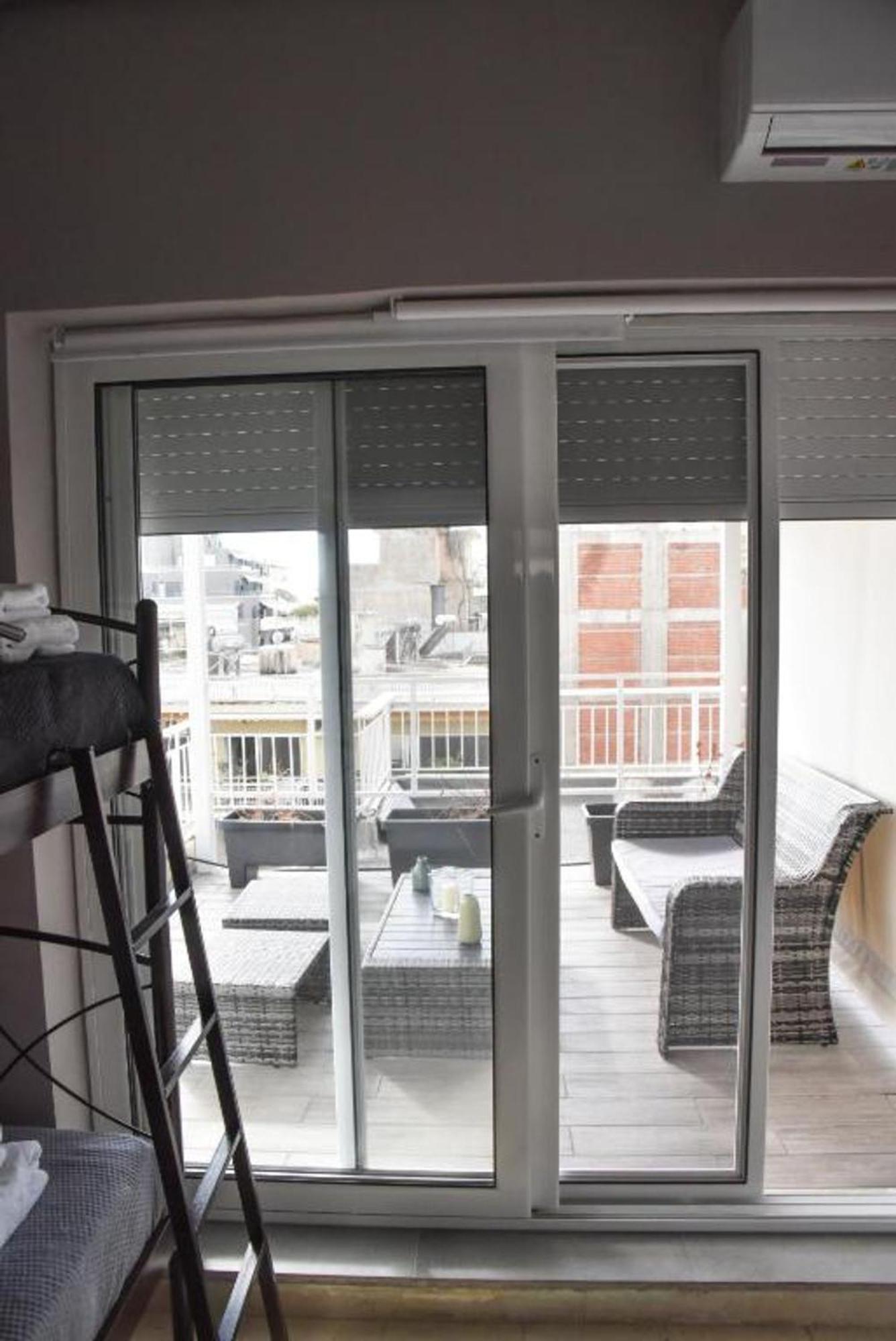 Tiny Rooftop Apartment Atene Esterno foto